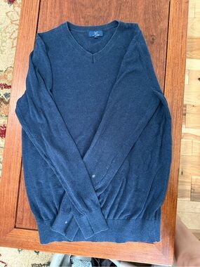 George Men's V-Neck Sweater in Navy Blue